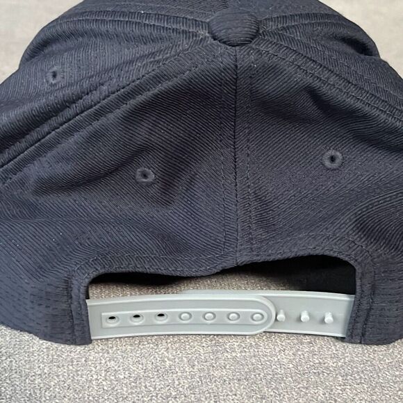 Travis Mathew Cocktail Snap Back Hat Cap One Size - Picture 4 of 6